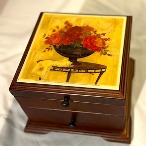 Tri-Coastal Design X Art in Motion Wood Jewelry Box X 2004 Kathryn White